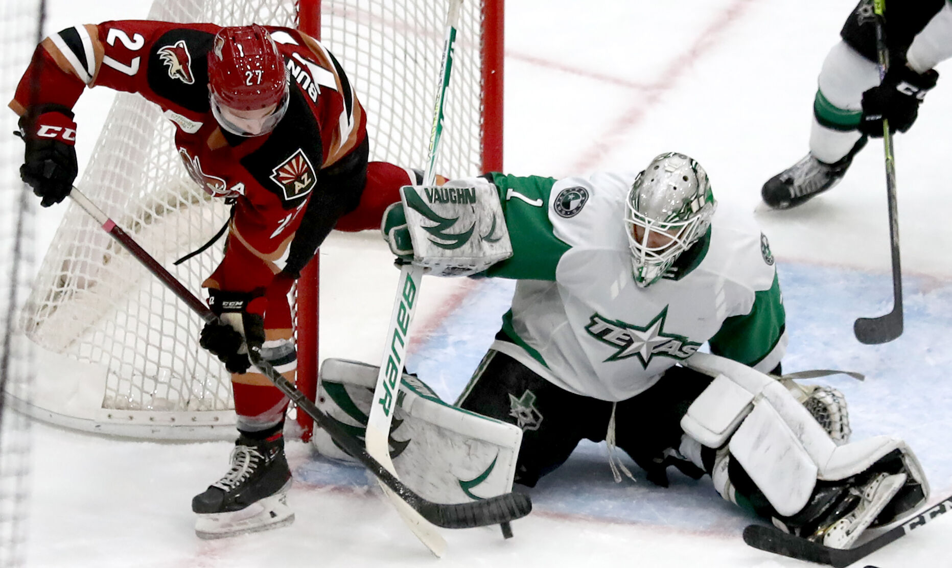 Roadrunners vs Texas